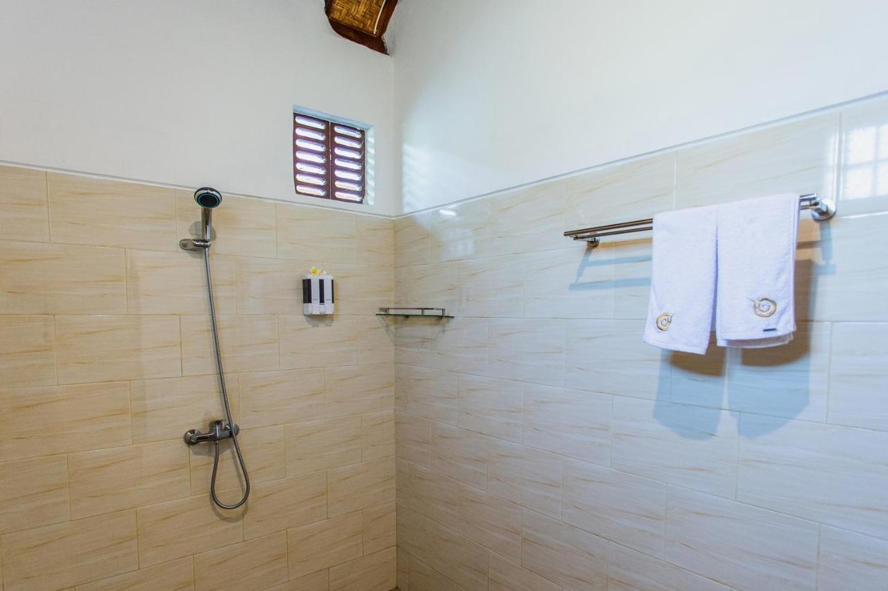 Toyapakeh Camar Cottage & Hostel מראה חיצוני תמונה
